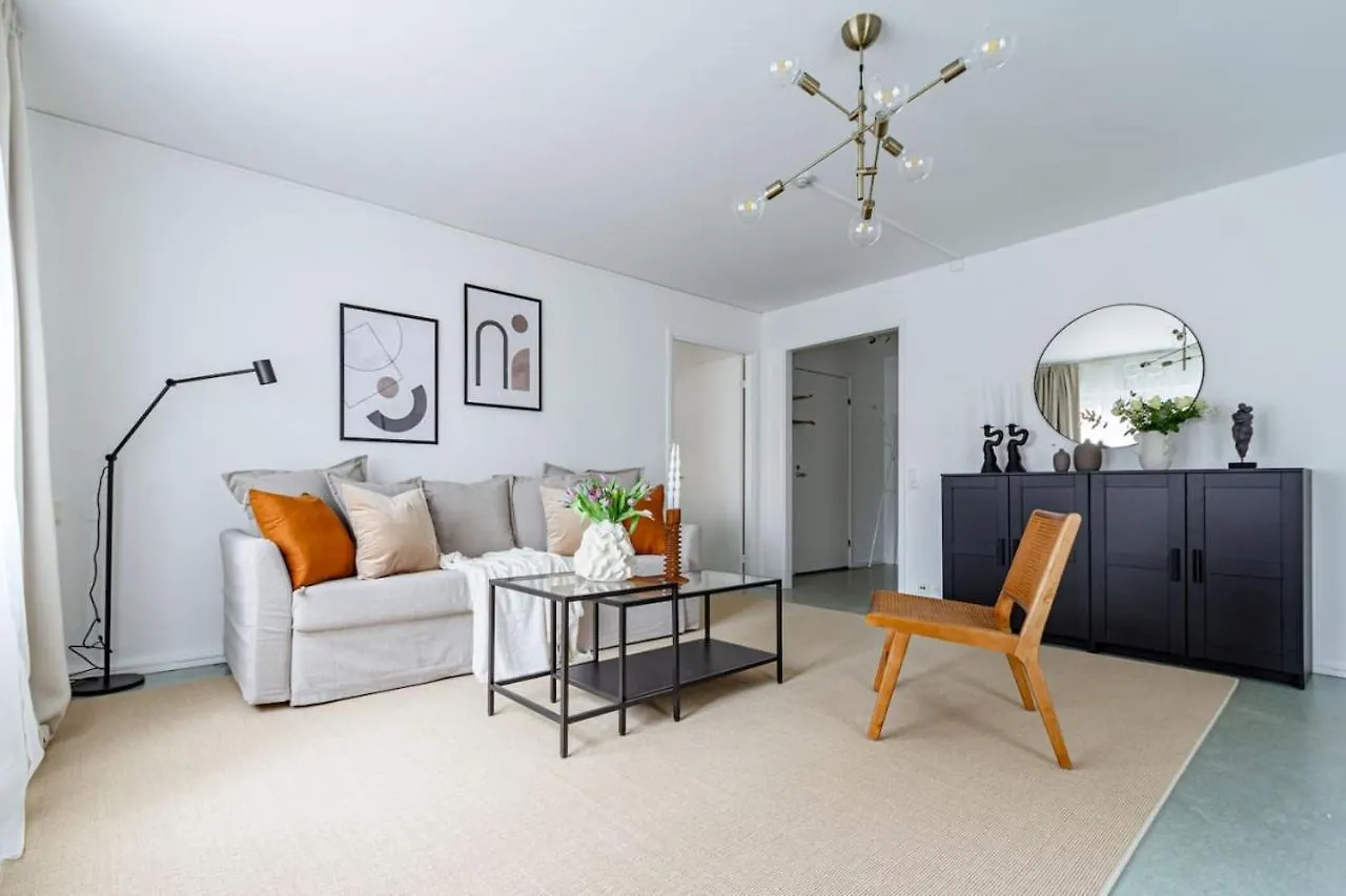 Affordable 2Br In Eclectic Sofo - Construction Work Apartment Stockholm